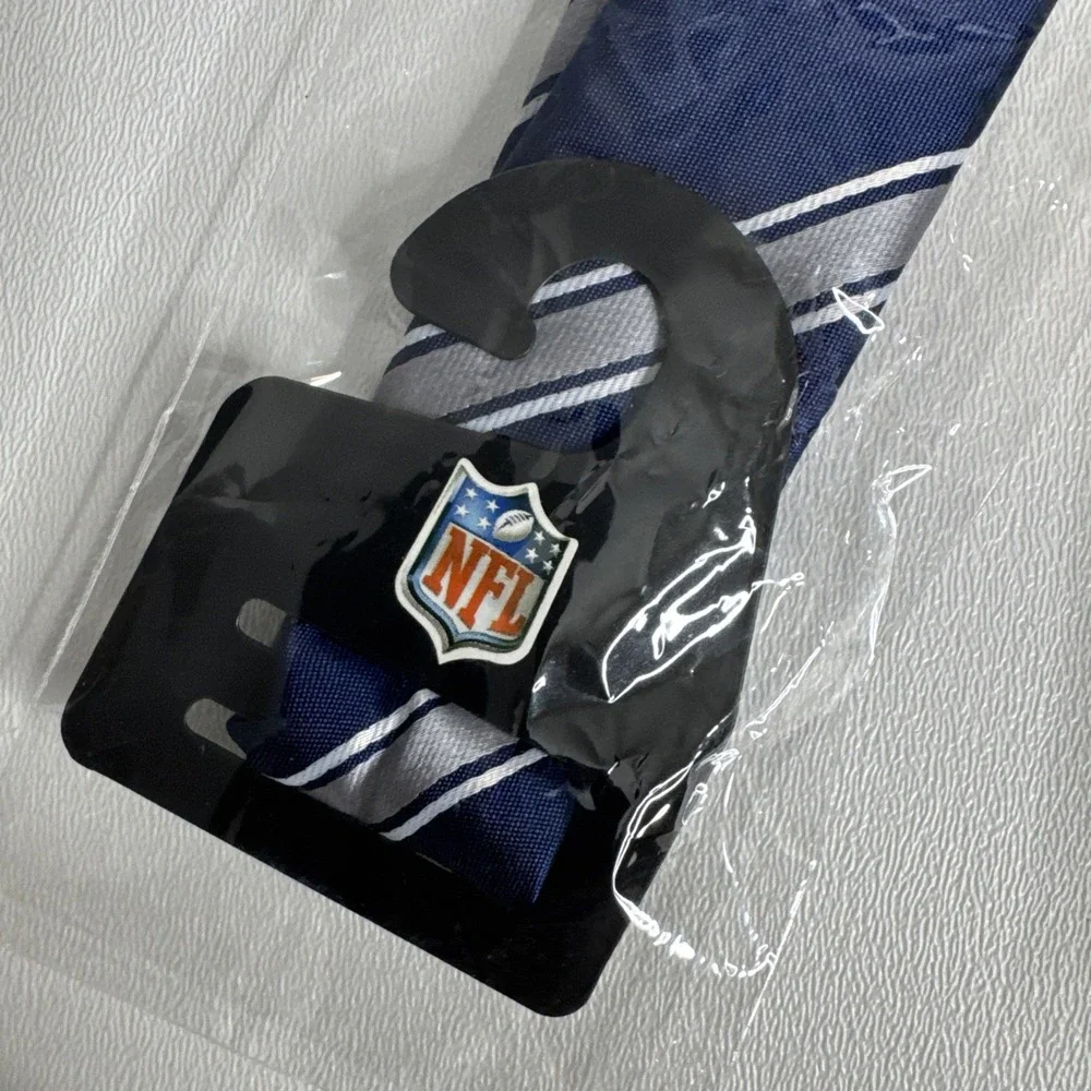 Vintage Dallas‎ Cowboys Star Logo Tie Mens NFL Football Polyester - NEW
